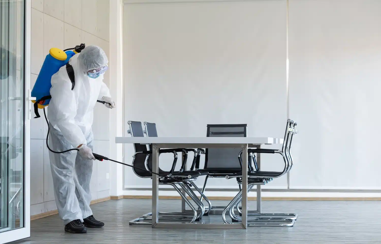 Désinfection de bureaux et locaux professionnels